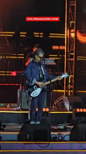 OPM legend Ely Buendia performed "Kandarapa" at the Filipino Music Awards last night to a crowd who appreciated every note! #FilipinoMusicAwards #FMAs #ElyBuendia | PULP Magazine