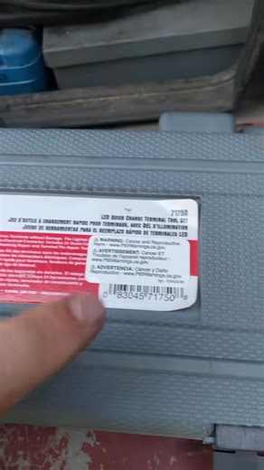 1.7K views · 24 reactions | Scotchlocks, wire nuts, all of the above. #hdmech #hdmechdieselrepair #heavyequipment #heavyequipmentmechanic #servicetruck #mechanic #electrical #troubleshooting #repairs #fluke #lisl | Dakota Hoffman | Facebook