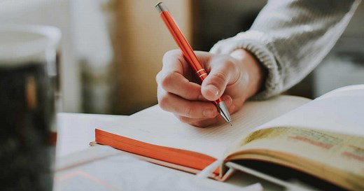 Écrit-on “en congé” ou “en congés” ? On vous explique comment éviter cette faute d’orthographe