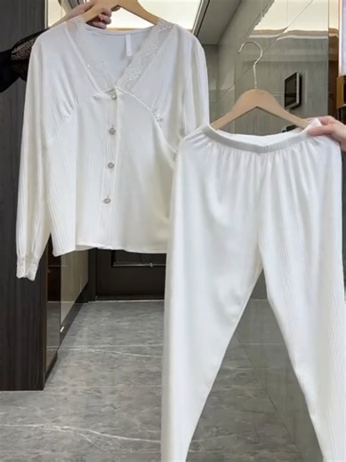 #pajama #womendress #nightgown #bajutidurwanita #localsellermalaysia #bajutidurmurah #bajutidorviral #nightdress #womenpajamas