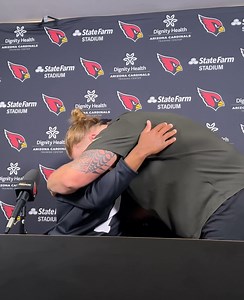 Christmas came early for the Cardinals offensive line. A few of the linemen crashed Jacoby Brissett’s press conference to thank the quarterback for the gifts he bought for the room. Their total hauls: - Rimowa luxury suitcase - Versace robe - Bond No. 9 cologne | Arizona Sports