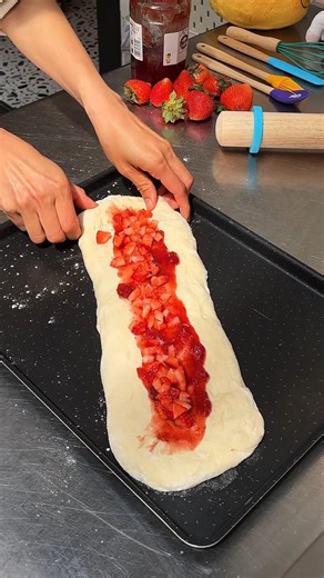 Strawberry Pizza Shark! Strawberry pizza just got fierce 🍓🍕 | Chefclub Network
