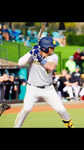 💣💣 Two innings, two home runs. Hrustich with his third of the season and Longo with his first! #GoBlue | Michigan Baseball