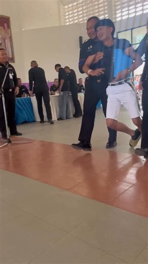 タイの友達に聞いてみたら返事が来た。No, I went to Army training school during my high-school time.The training is one a week for 3 years. then, no need to join the army.most of high scholl boys did it till now.