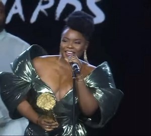 3.3K views · 159 reactions | Yemi Alade - Meilleure Video Musicale @yemialade #traceawardsrwanda2023 #yemialade | The Vibe Sénégal | Facebook