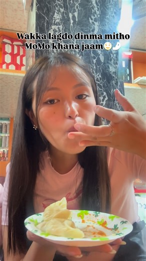 she/her🐢 on Instagram: "Momo🫶🏻🤌🏻 #fypシ #instagram #explore #foodie #foodlover #instafood"