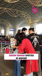 Sakshi Tanwar Spotted at Airport [Sakshi Tanwar, Spotted, Tv Actress] | Bollywood Kesari