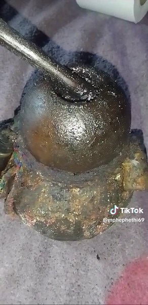 Metal Cleaning Techniques for Machinery Parts