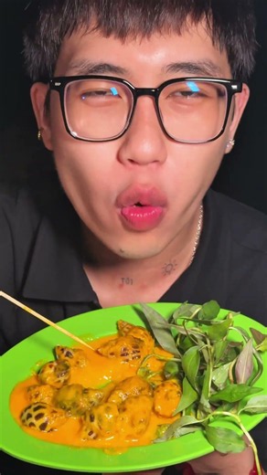 Rescuing a District 12 snail shop run by a single mom of two | TÚ HIỆU TRƯỞNG OFFICIAL #shorts