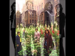 Beatles - Revolution (Lyrics)