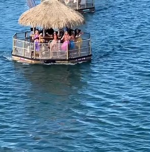 #keywestbachelorette 🌴 👙 Looking for a fun way to celebrate in Key West? 👙🌴 Whether it’s a birthday, bachelorette, or just a great excuse to hang with friends, our 🛖 tikis are the perfect way to get out on the water and have a blast! 🍹🌞 Cruise through the beautiful waters of Key West, sip your favorite drinks, and enjoy the good vibes with your crew. We’ll take care of the rest, so all you have to do is relax and enjoy the ride. 🌊💃 Ready to make some memories? Book your tiki today and l