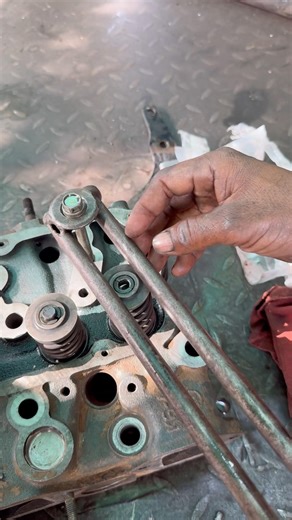 7sec Valve Lock Adjust #automobile #valve #skills #shortsfeed #fyp