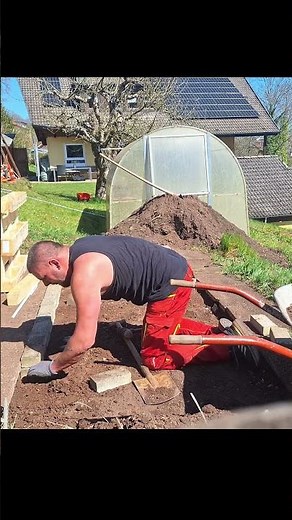 Hochbeet aus Paletten selber bauen Teil 1: Vorbereitung des Randes mit Steinen