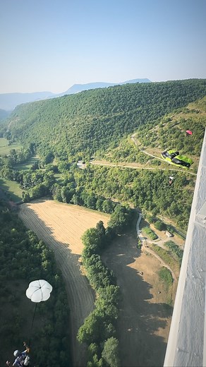 We made a plan, and executed the plan ! Learn to BASE JUMP with us ! #basejump #rockdrop #squirrelws #firstjumpcourse #apprendrelebasejump #ecoledebasejump #parachutisme | Rock Drop - Ecole de BASE jump
