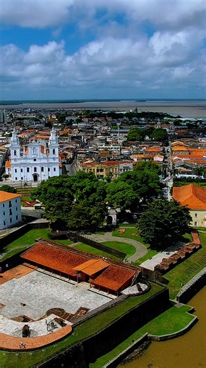🎉 Belém completa 409 anos de história, cultura e belezas únicas! 🌴✨Uma cidade que encanta com sua riqueza natural, sabores inconfundíveis e a hospitalidade do povo paraense. E neste marco especial, o Ministério do Turismo tem orgulho de fazer parte dessa celebração, apoiando eventos que promovem o lazer, a cultura e o turismo na região.Parabéns, Belém! Que venham mais conquistas, especialmente com a preparação para a COP30, onde a cidade será palco de um momento histórico para o Brasil e o mun