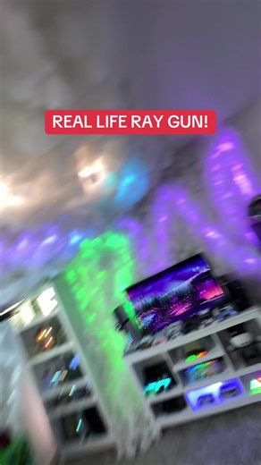Unboxing the Real Life Ray Gun from Black Ops