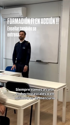 Flyschool Air Academy | Formarse como Instructor de Vuelo (FI) no es solo dominar la técnica, es saber comunicar. Por eso, dentro del curso, los alumnos realizan... | Instagram