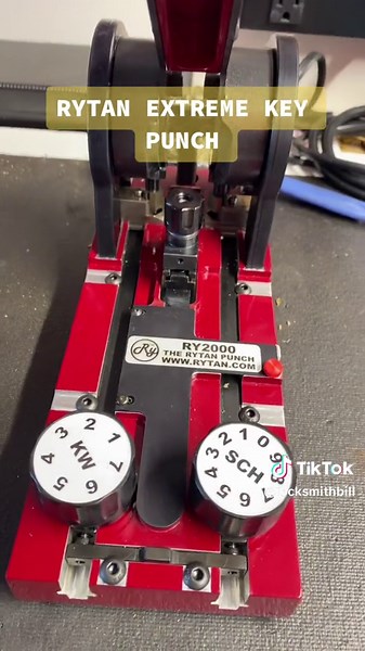 Rytan 2000 extreme dual key punch.