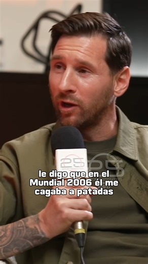 "EN EL MUNDIAL 2006 ME C... A PATADAS", la imperdible confesión de Leo Messi sobre lo que fue tener a Lionel Scaloni de compañero en la Selección Argentina. ¿Le gustaría al Gringo que Messi esté en la Copa del Mundo 2026? ¡Esto respondió la Pulga! 🤩 #SC25 📺 Plan Premium de #DisneyPlus y YouTube ESPN Fans | SportsCenter ESPN