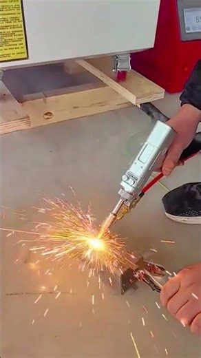 Industrial Strength Handheld Fiber Laser Welder for Flawless Metal Joints