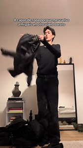 SUDANDO AMOR #paris #model #modelo #runway #catwalk #desfile #fashionweek | Alvaria Martínez