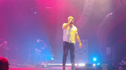 @jordandavis at o2 Apollo Manchester 25/02 #jordandavis #jordandavisconcert #counrtysinger #countrymusic #fyp