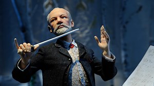 Tchaikovsky Puppet in Timelapse Film