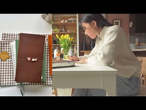 🌸🍃 How I Set Up My First Traveler’s Notebook (DIY Charms + Sketching)