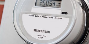 Xcel Energy faces work shortage of meter readers causing errors in previous bill estimates