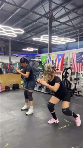 TABATA: Kneeling Stand-Up Squat