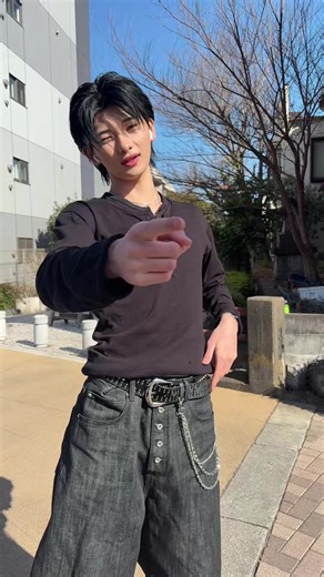 河村叶翔の筋肉ダンスとスローモーション