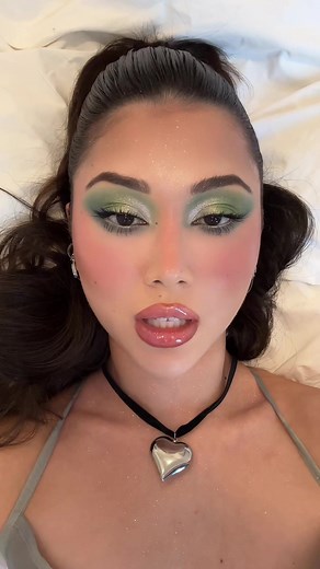 Fairytale Glitter Eyeshadow Tutorial | Green Fairy Makeup Look