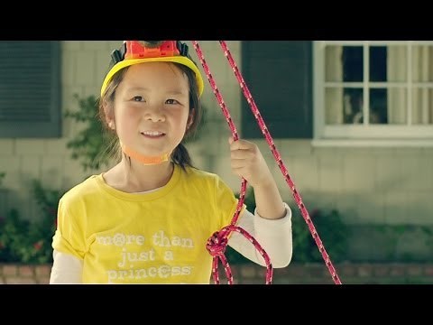 GoldieBlox & Rube Goldberg "Princess Machine"