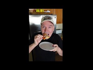 Still ONLY $1 for Walmart's frozen pizza!