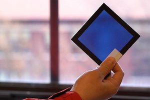 Mechanical breathing in smart windows