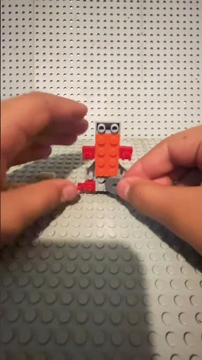 How to build mini lego robot