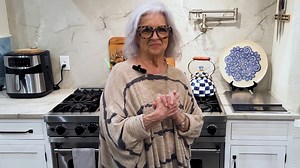 This easy Vidalia Onion and Lump Blue Crab Salad won't require you to turn the oven or stove on at all, so it's a perfect lunch as the weather keeps getting warmer! Click here for my easy crab salad recipe: https://www.pauladeen.com/recipe/vidalia-onion-and-lump-blue-crab-salad/ | Paula Deen