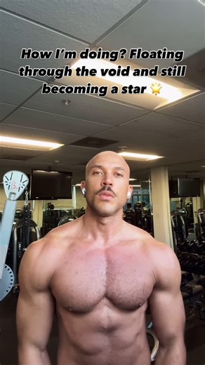 Rocky | Embodied & Unleashed on Instagram: "No map needed when the glow is this strong ✨💪🏽"