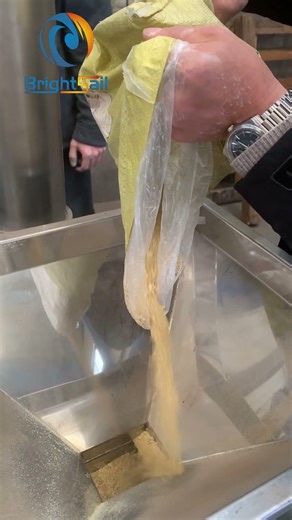 Soybean Cake flour mill soybean powder grinding machine