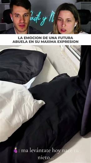 Va a despertar a su mamá para ir al parto y encontrarla en la moto es epico