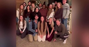 Video of friends' reactions to pregnancy reveal goes viral