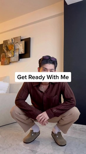 Someone told me I should never wear socks with sandals. But I didn’t care. #mensfashion #fashion #grwm