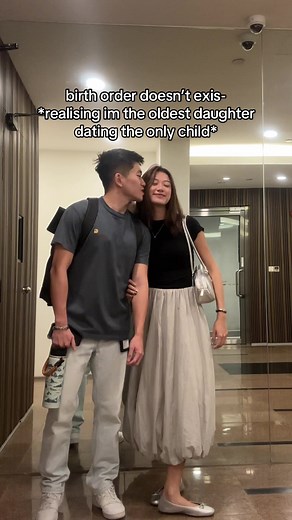 Understanding Birth Order Theory in Relationships