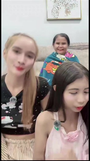#ฟ้าใส่ #พี่นุชตี้#ขึ้นฟีดเถอะ | Singing In Public
