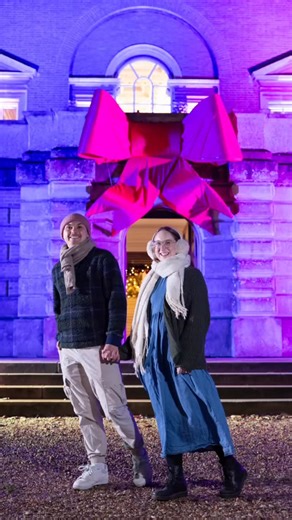 Your final chance to visit Holkham, the home of Christmas ✨🎄 Unwrap the magic for the final time tomorrow with self-guided tours running from 11am until 4pm. Soak up the season for a tiny bit longer… 🥂 | Holkham