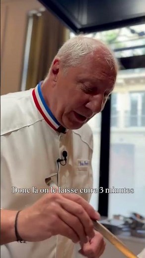Deux techniques différentes pour faire des œufs pochés parfait 👌🏻Bon week-end à tous !