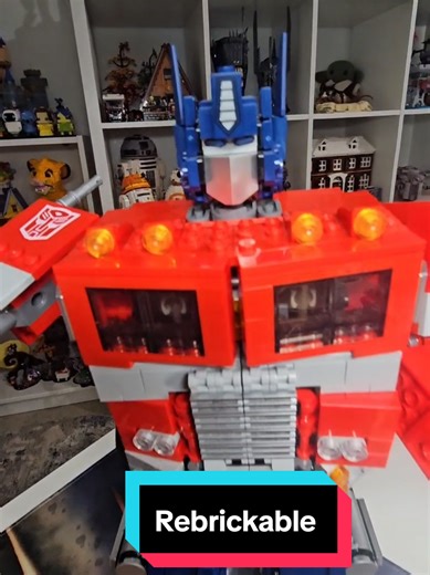 My very first rebrickable project! A huge shout out to Ransom_Fern for this Alternative Build. Optimus looks so much tougher and battle ready. Definitely like the new version waaaay better. #lego #rebrickable #optimusprime