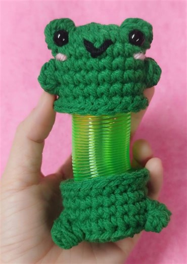 Slinky Frog PDF Pattern Only - Etsy