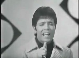 Cliff Richard congratulations 1968 Congratulations', het nummer waarmee Cliff Richard deelnam aan het Eurovisie Songfestival, komt op de eerste plaats van de Nederlandse Top 40 terecht in 1968. Cliff won dan wel het liedjesfestival niet, hij hield er wel een dikke hit aan over, goed voor vier weken op nummer één in Nederland. | Oldie video's on line