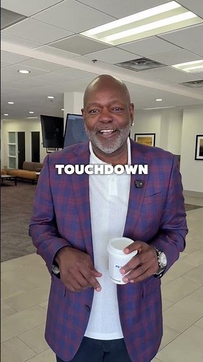 Emmitt Smith has arrived in Little Rock!